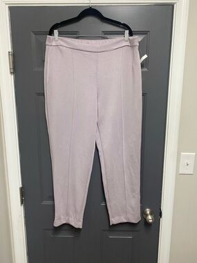 Elie. Tahari Flat Pin tuck Front  Elastic,straight leg cropped Scuba pants  XL